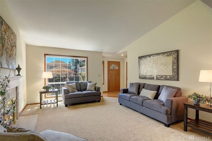 Property Photo: 15512 93rd Place NE WA 98011