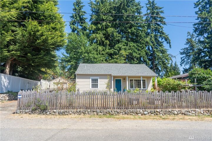 Property Photo:  13230 2nd Ave NW  WA 98177 