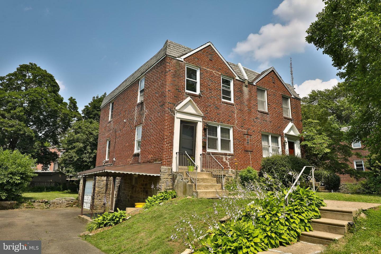 Property Photo:  7727 Queen Street  PA 19038 