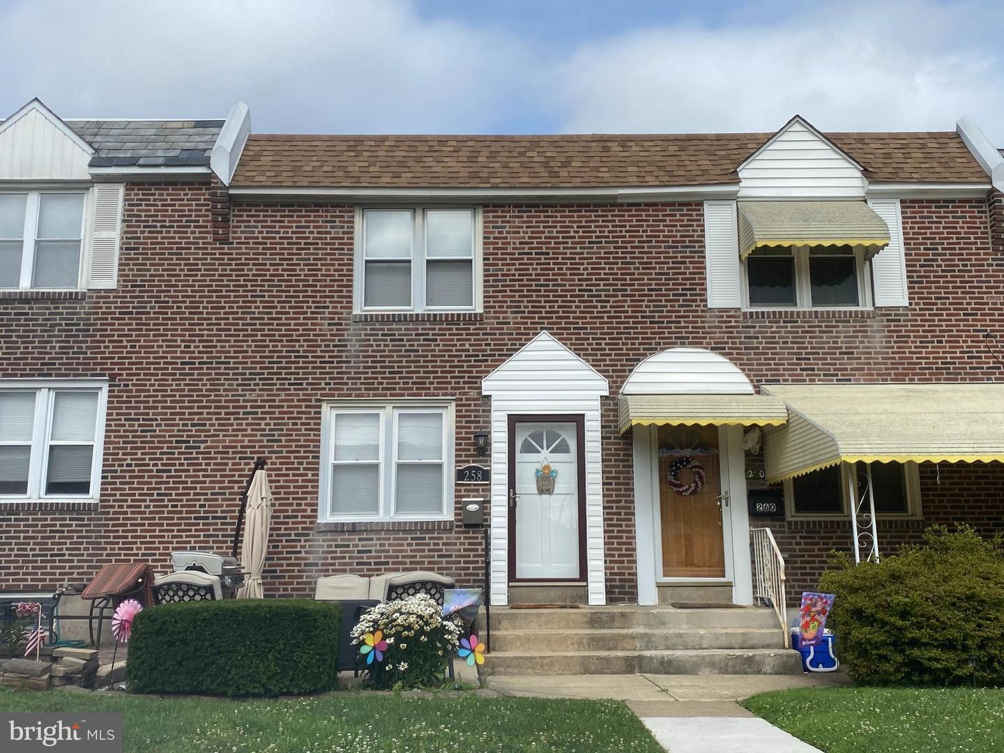 Property Photo: 258 Gramercy Drive PA 19018