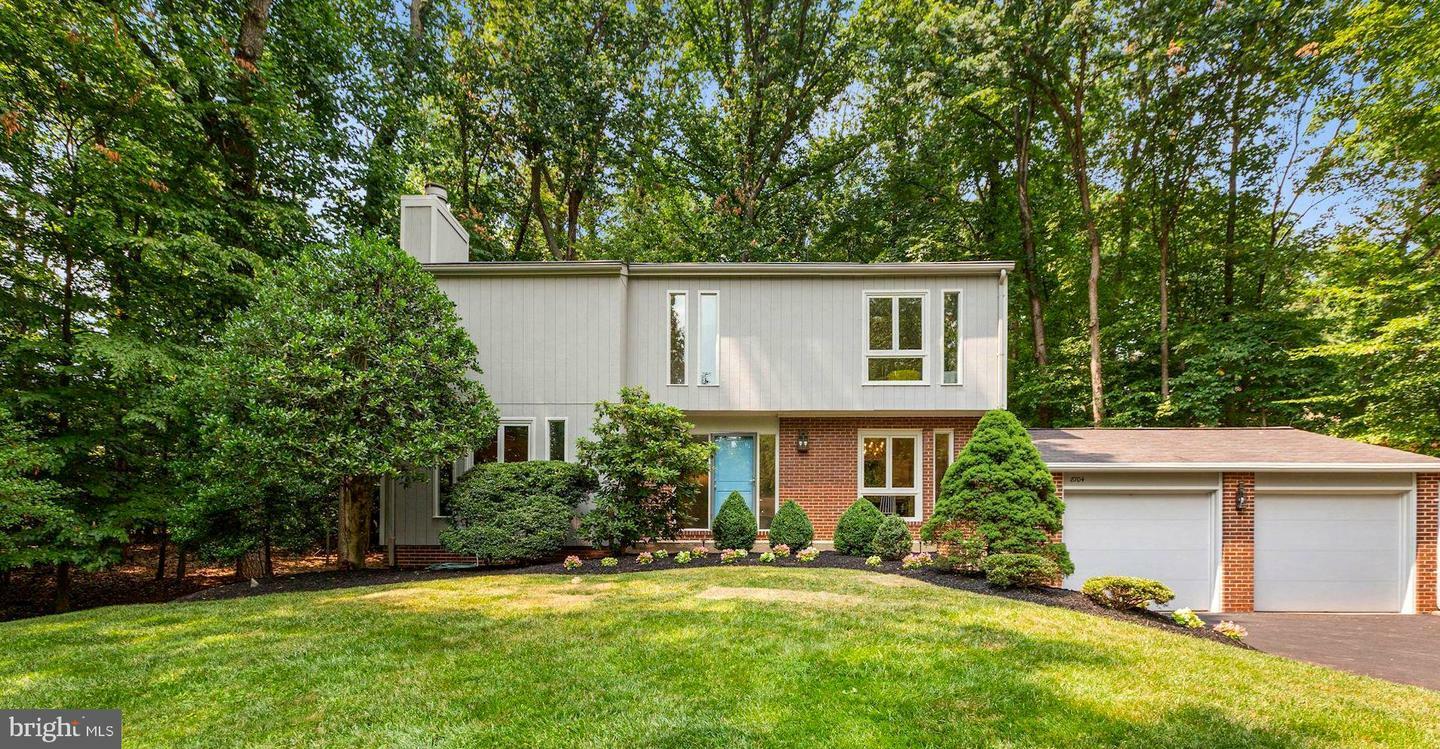 Property Photo:  8704 Streamview Road  MD 20854 