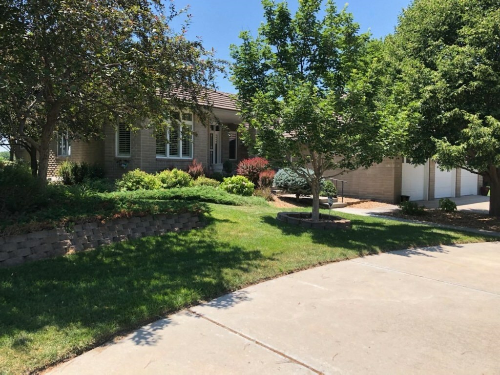 Property Photo:  2211 Grandview Dr E  KS 67846 