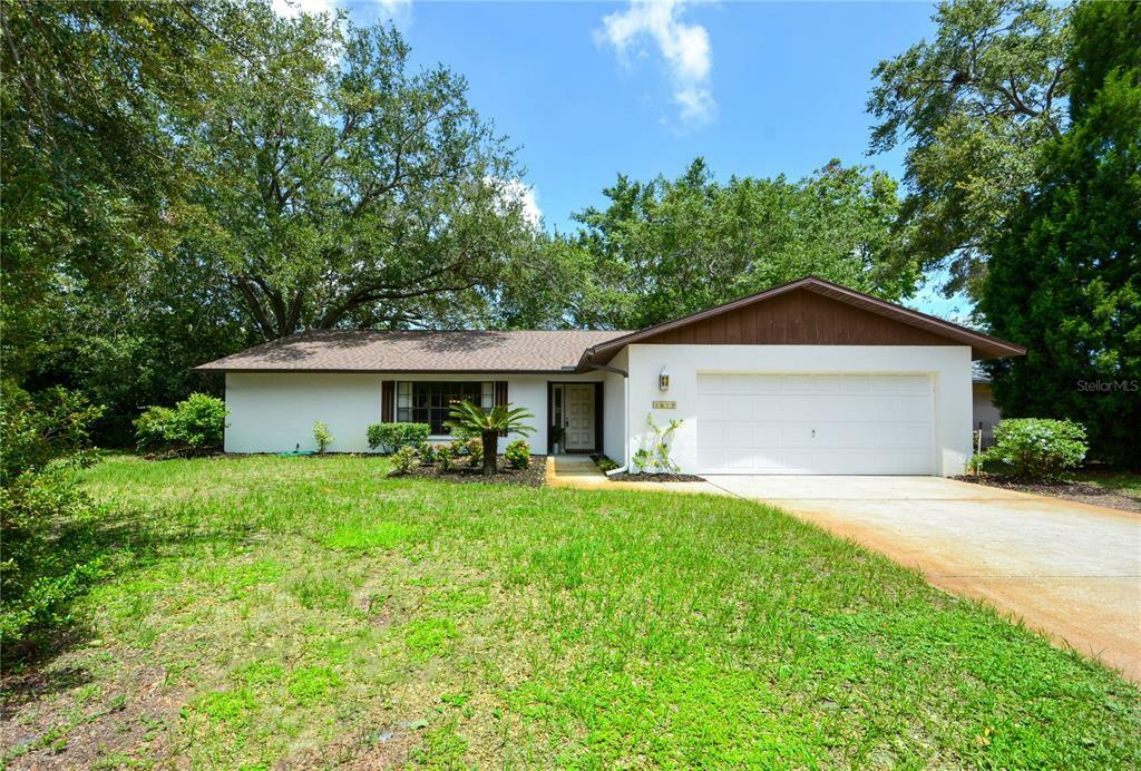 Property Photo: 3615 51st Street Court W FL 34209