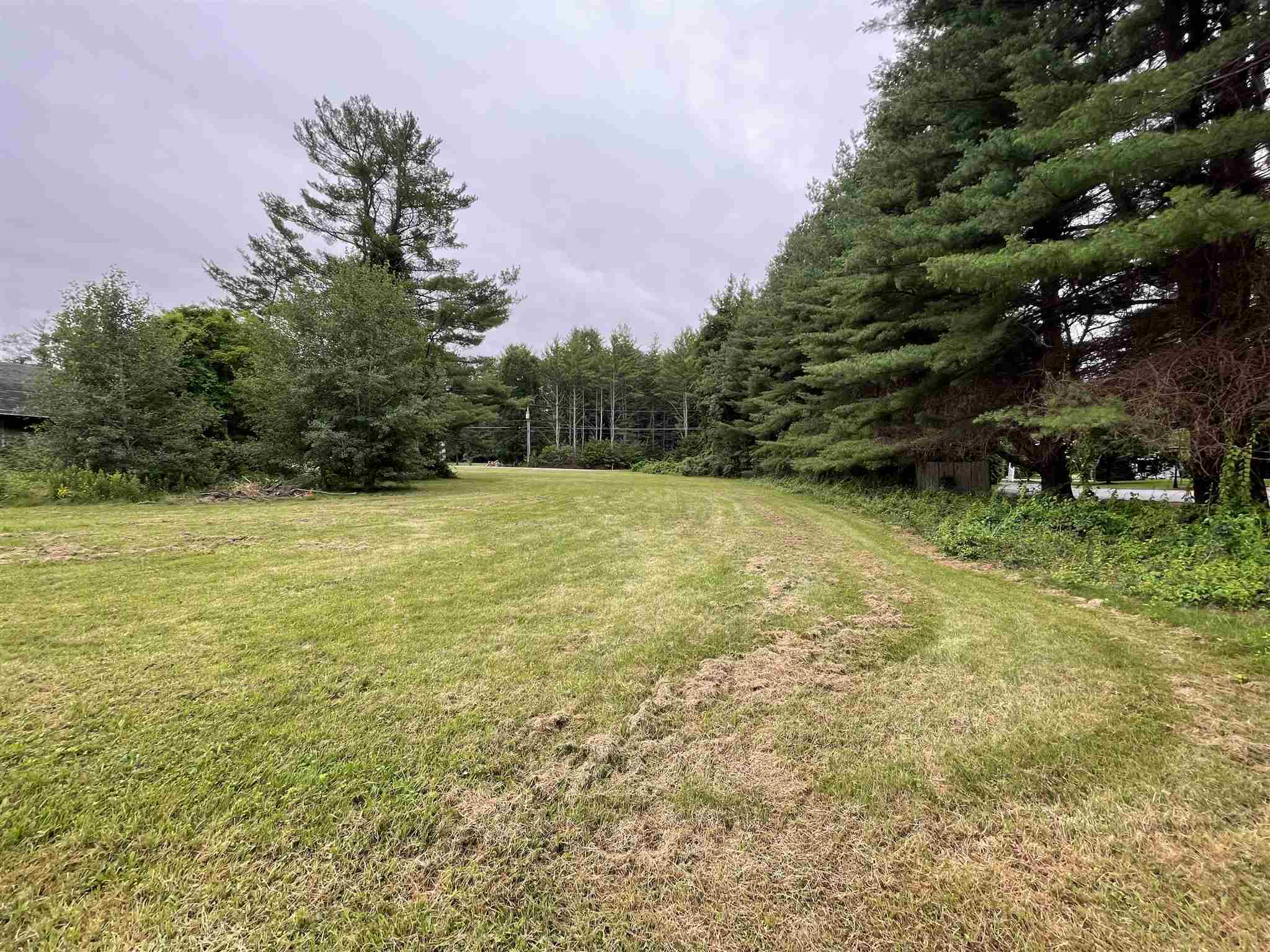 Property Photo:  65 Plummer Road  NH 03110 