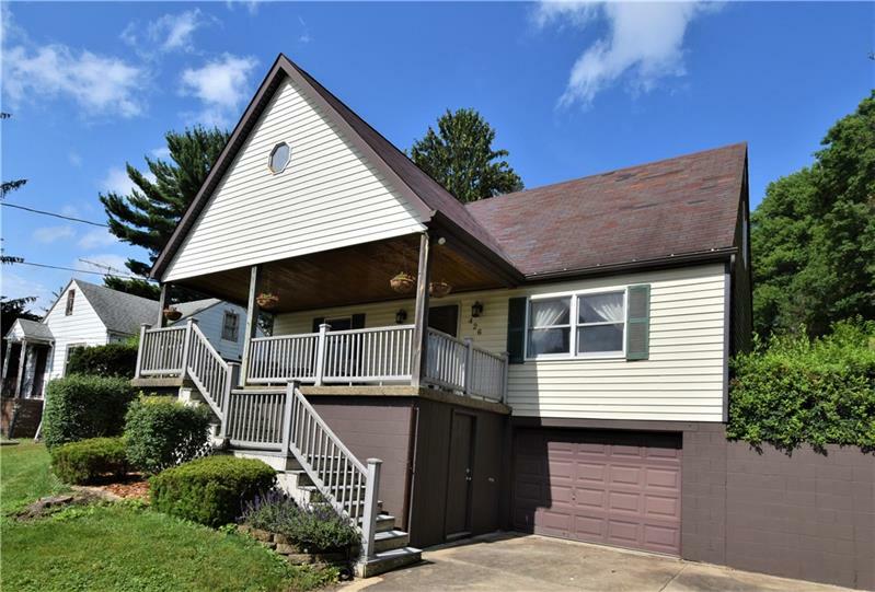 Property Photo:  426 Franklin Farms Road  PA 15301 