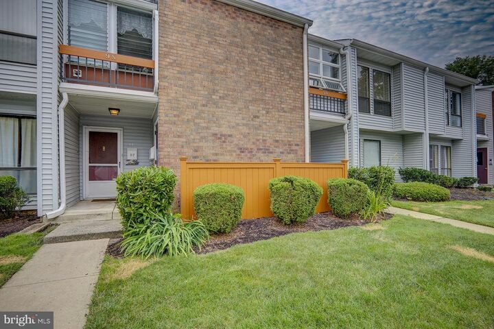 9 Dennison Drive M  Hightstown NJ 08520 photo