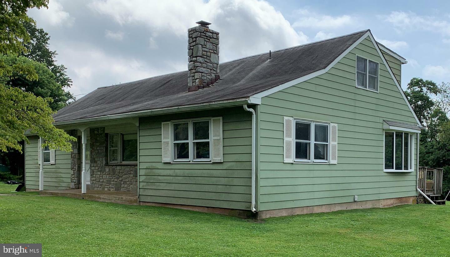 Property Photo: 254 Indian Creek Road PA 18969