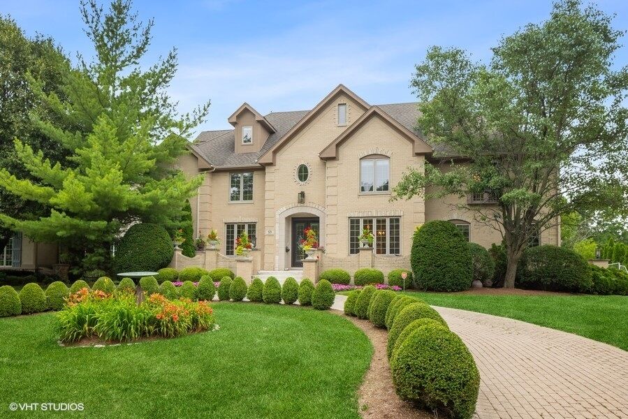 Property Photo:  529 Columbia Avenue  IL 60521 