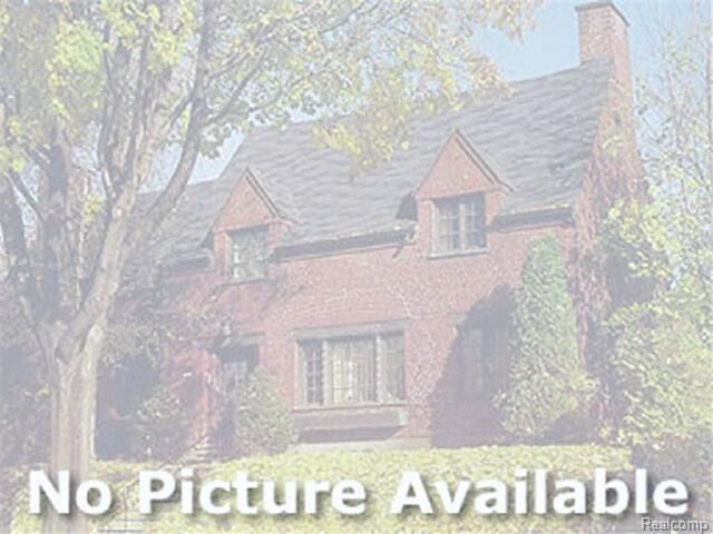 Property Photo: 3816 Somerset Circle MI 48309