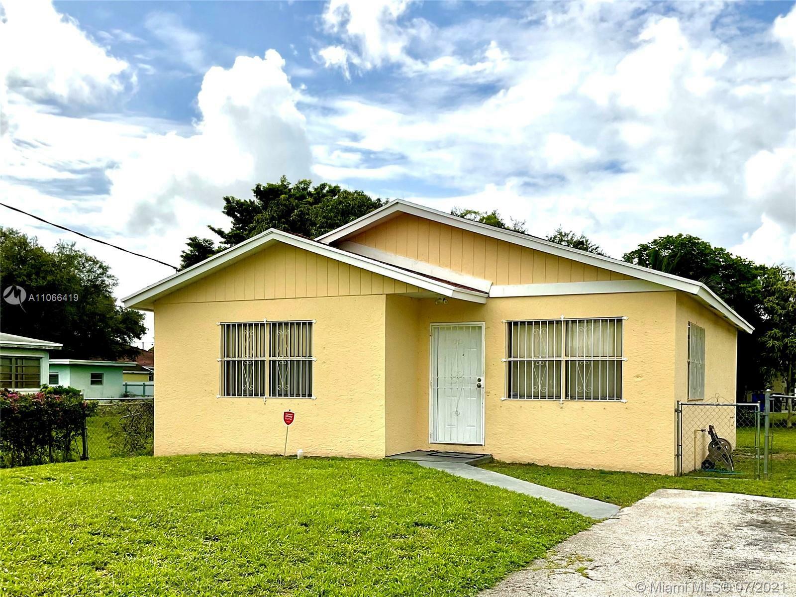 Property Photo:  5001 SW 21st Street  FL 33023 