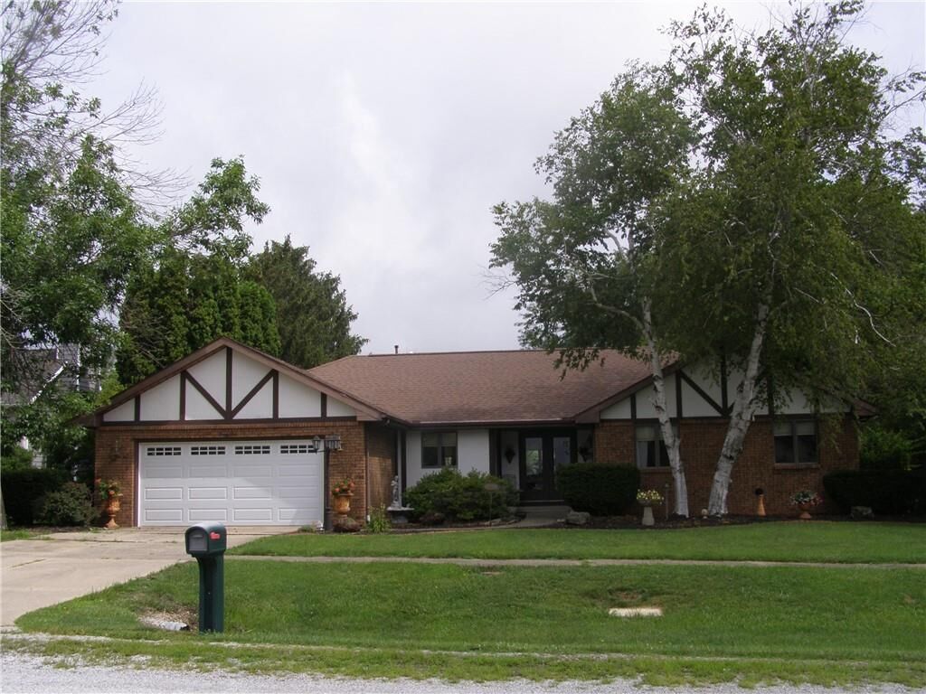Property Photo:  21 Country Club Estates  IL 61951 