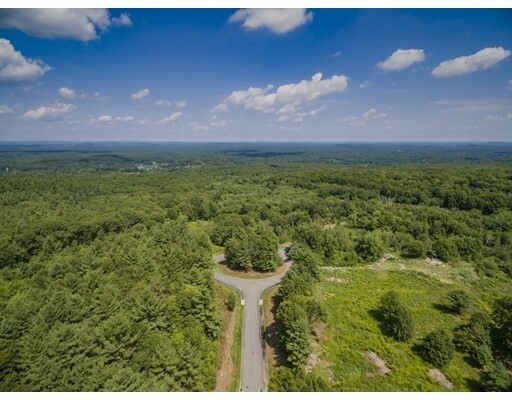 Property Photo: 107 Nobscot Drive MA 01701