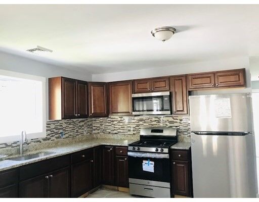 Property Photo: 247 Pilgrim Ave 2 MA 01604