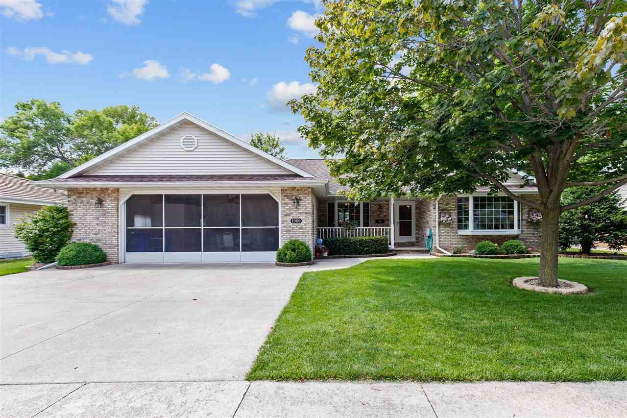 Property Photo: 1909 Welhouse Drive WI 54130