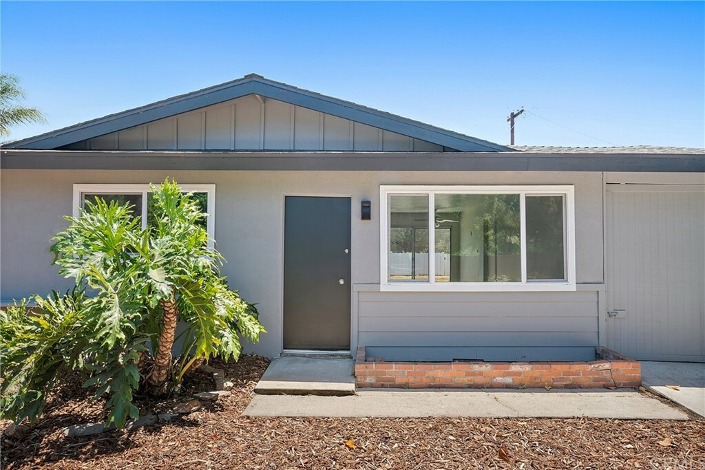 Property Photo:  1253 Cayucos Drive  CA 93405 