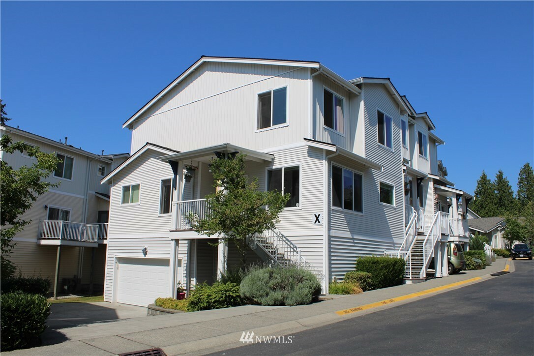 Property Photo:  14915 38th Drive SE X1163  WA 98012 