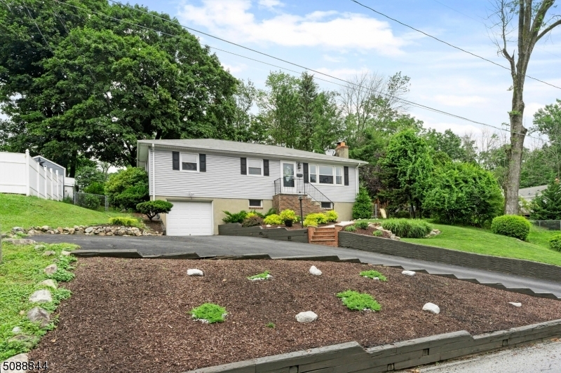 Property Photo: 22 Cherry Tree Ln NJ 07871
