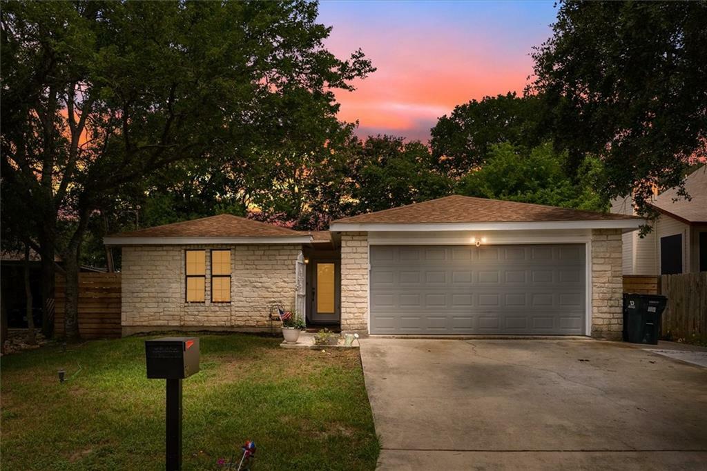 Property Photo:  612 Chicago Street  TX 78666 