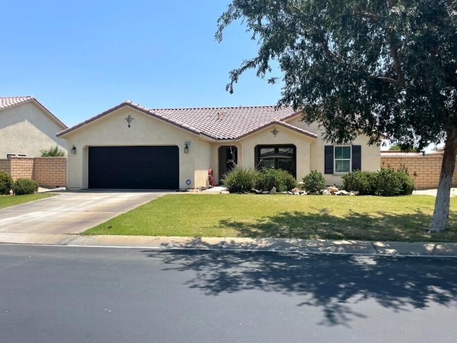 Property Photo:  41160 Hanover Street  CA 92203 