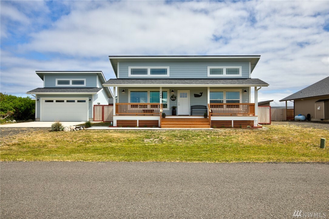 Property Photo:  1246 Storm King Ave SW  WA 98569 