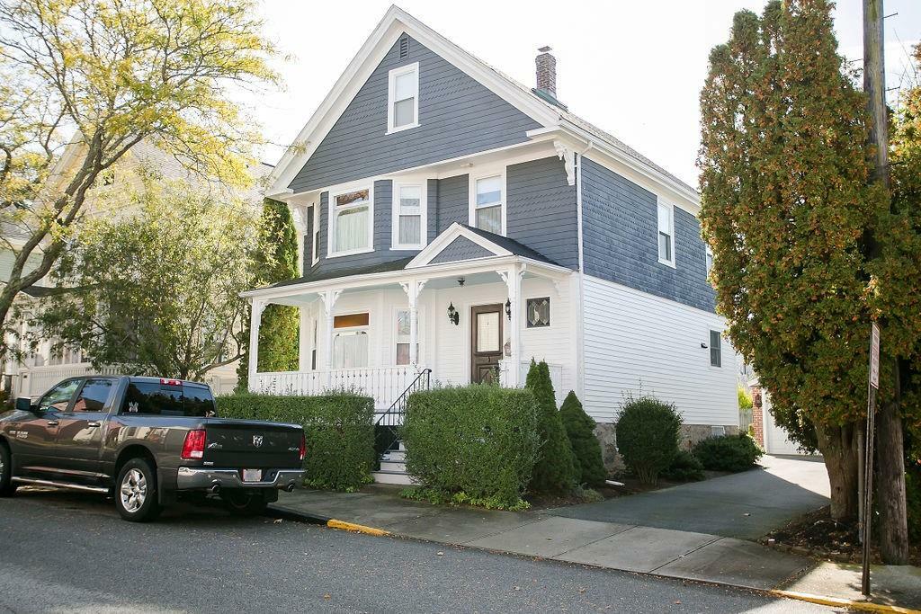 Property Photo:  51 Hammond St  RI 02840 