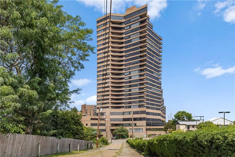 Property Photo: 1 Trimont Lane 2000A PA 15211