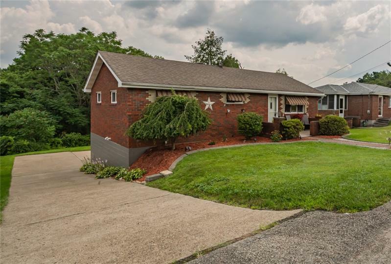 Property Photo: 3055 Harley Drive PA 15131