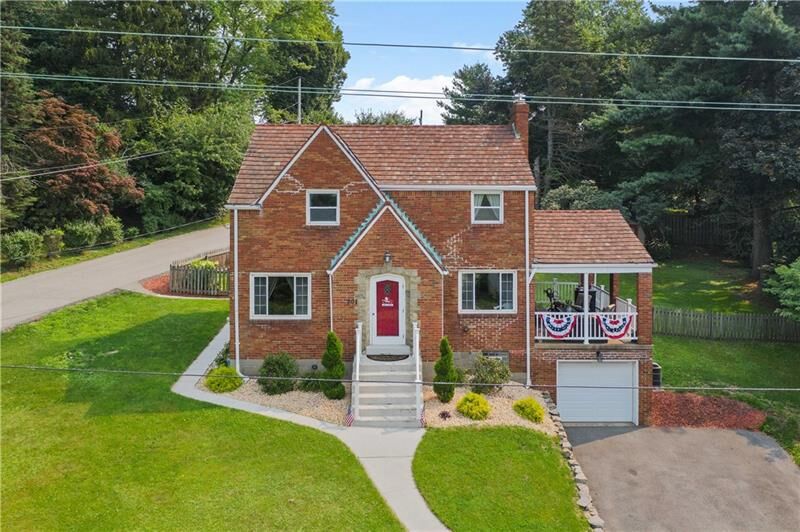 Property Photo:  201 Broughton Rd  PA 15102 