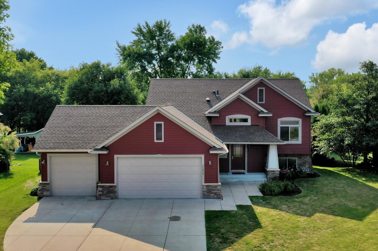 Property Photo:  27575 Lacy Avenue  MN 55013 
