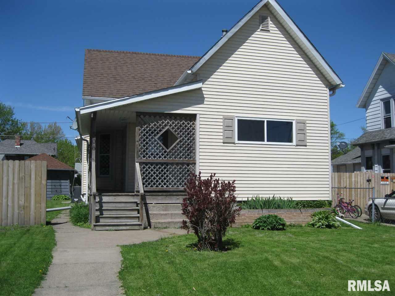 Property Photo:  806 N 2nd  IA 52732 