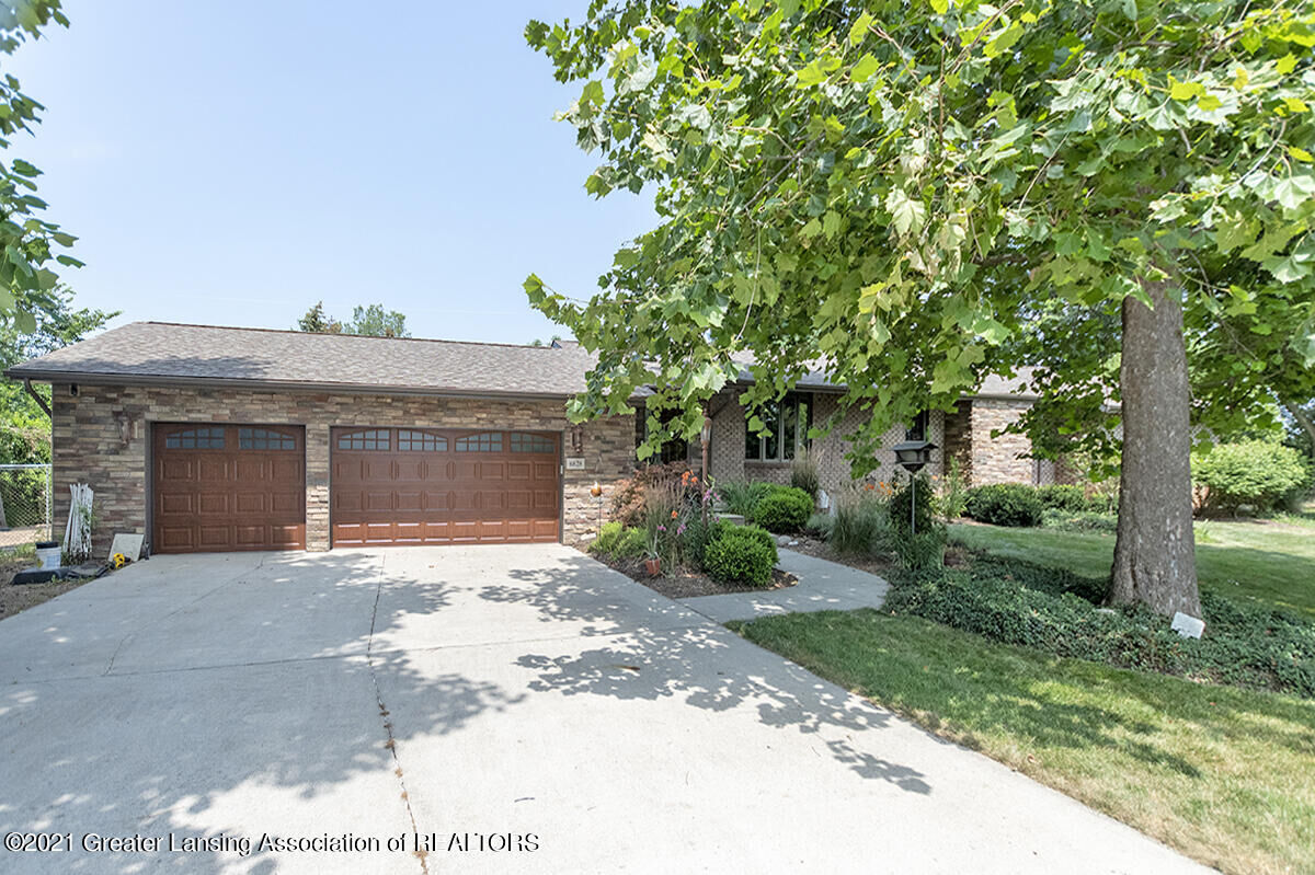 Property Photo:  6828 W Bennington Road  MI 48848 