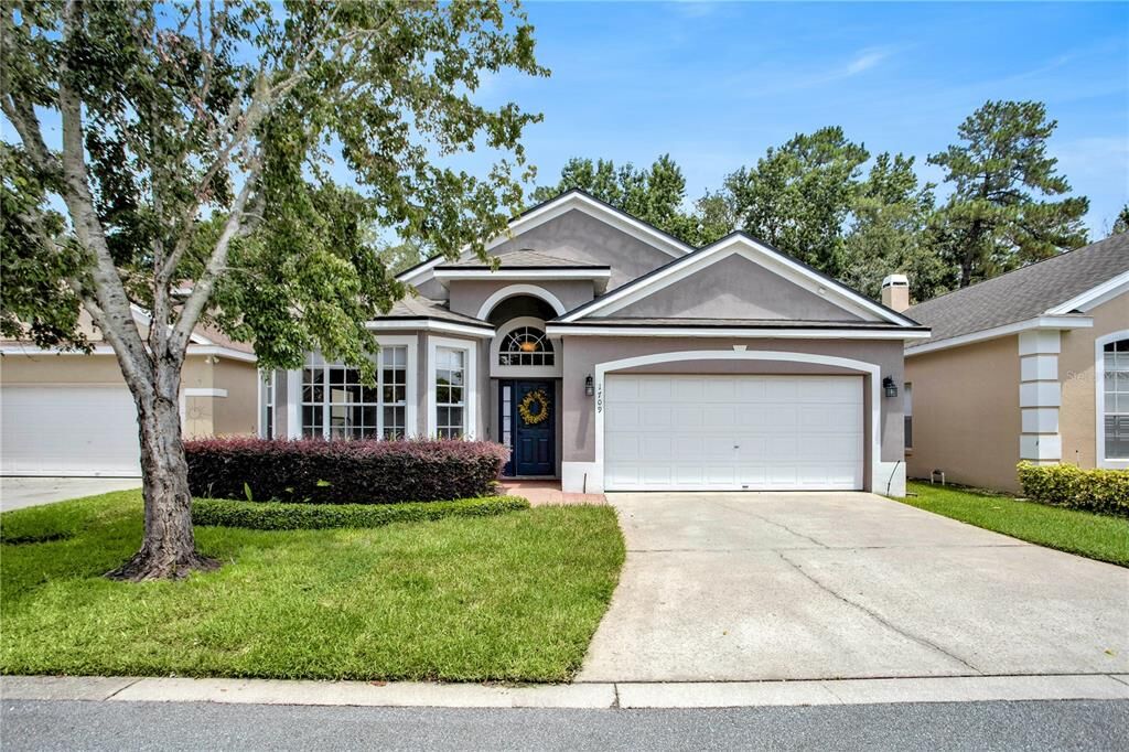 Property Photo: 1709 Fox Glen Court FL 32708