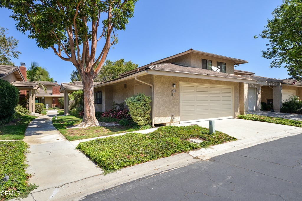 Property Photo:  947 Tennyson Lane  CA 93003 