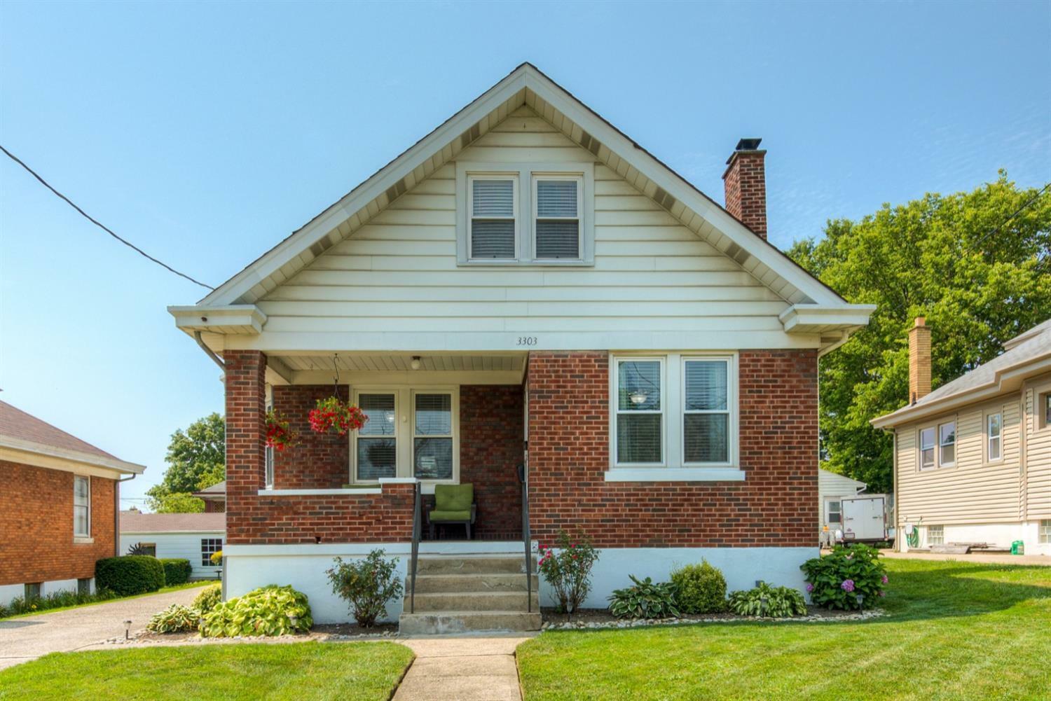 Property Photo:  3303 Wardall Ave  OH 45211 