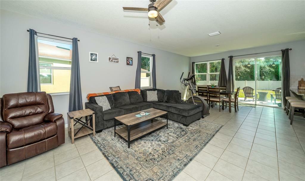 Property Photo:  7714 Sunshine Bridge Avenue  FL 33534 