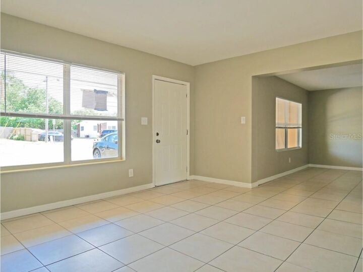 Property Photo: 4910 48th Avenue N FL 33709