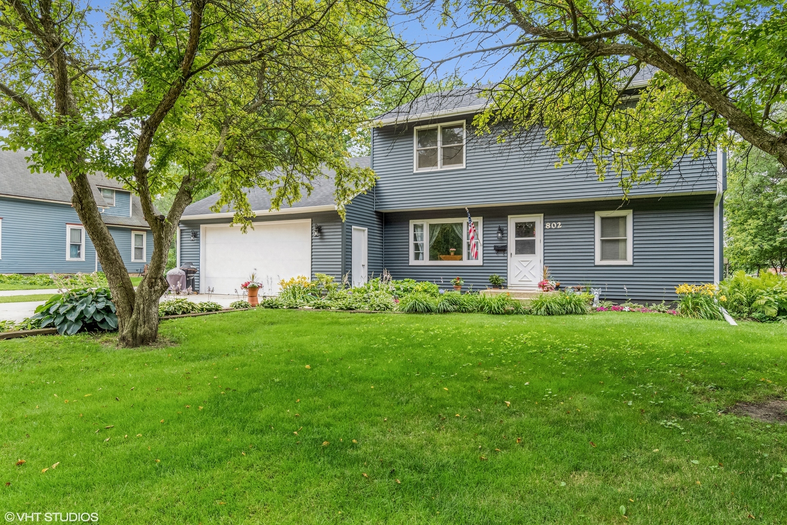 Property Photo: 802 Garfield Avenue IL 60510