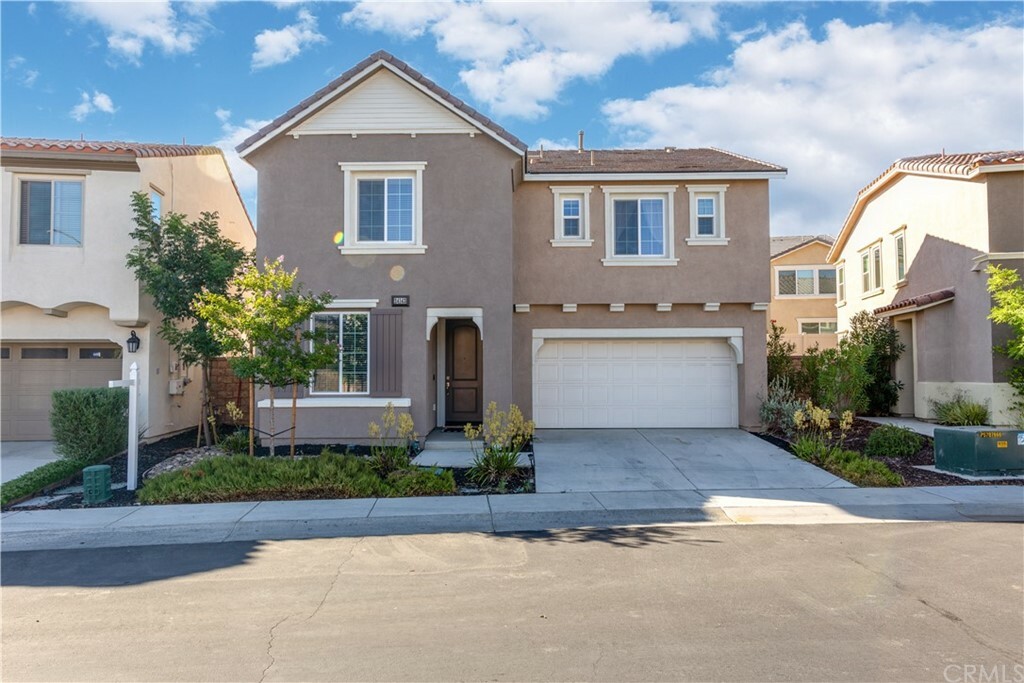 Property Photo:  24143 Hibiscus Lane  CA 92532 