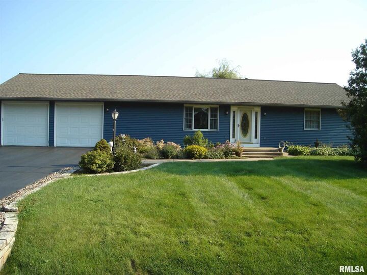 232 W Calhoun  Brimfield IL 61517 photo