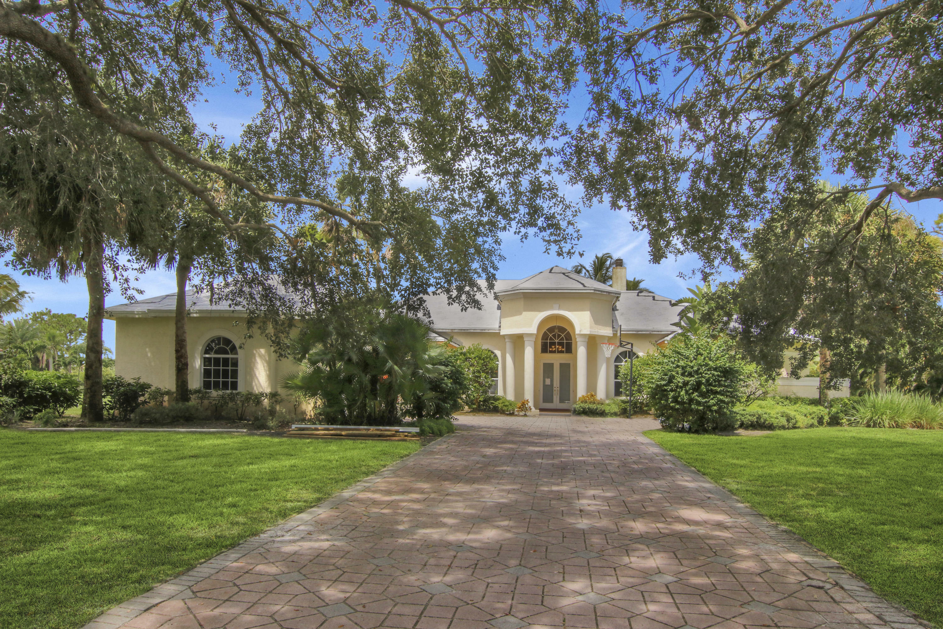 Property Photo:  7931 E Woodsmuir Drive W  FL 33412 