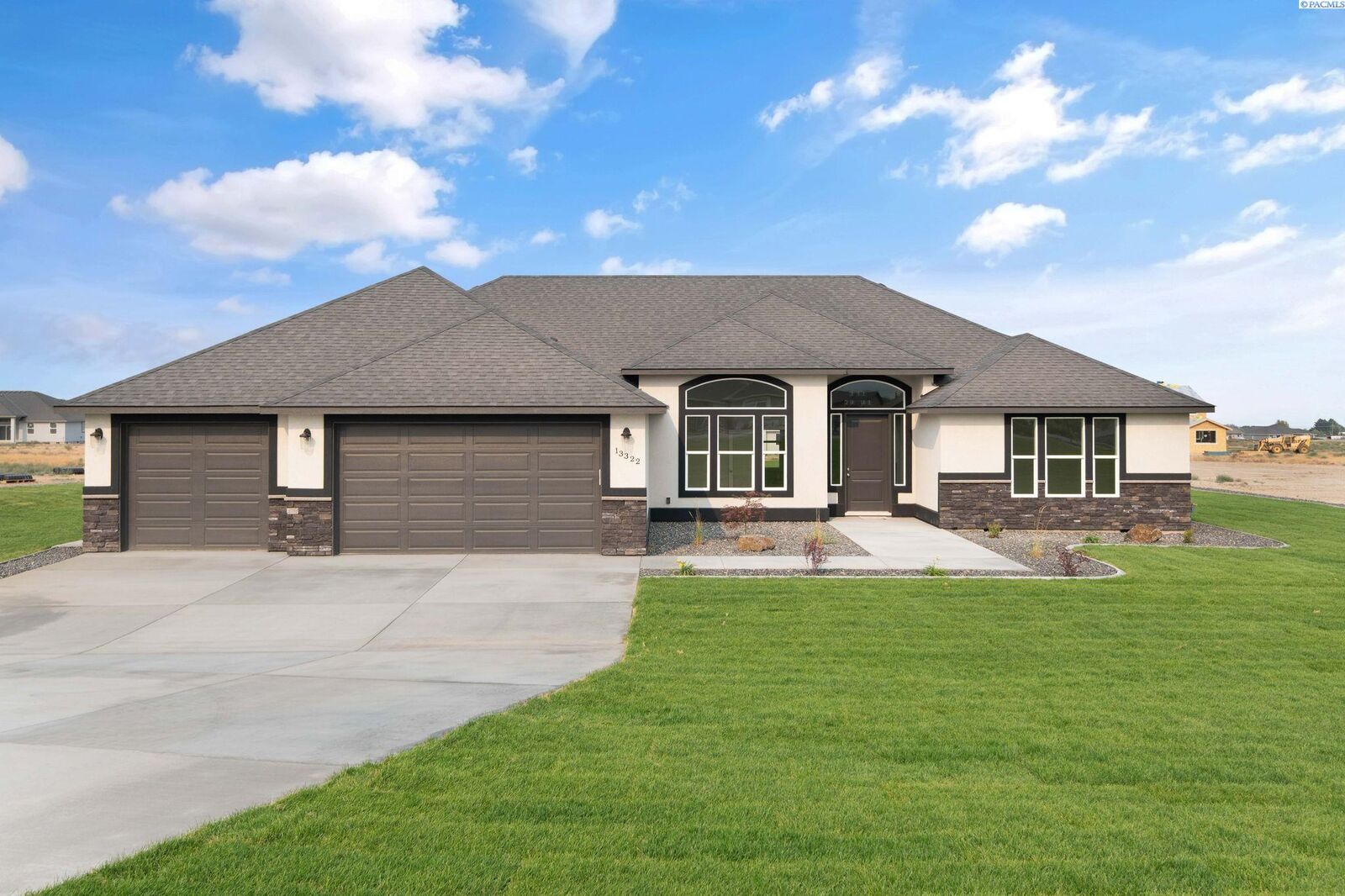 Property Photo:  13322 Furlong Lane  WA 99336 