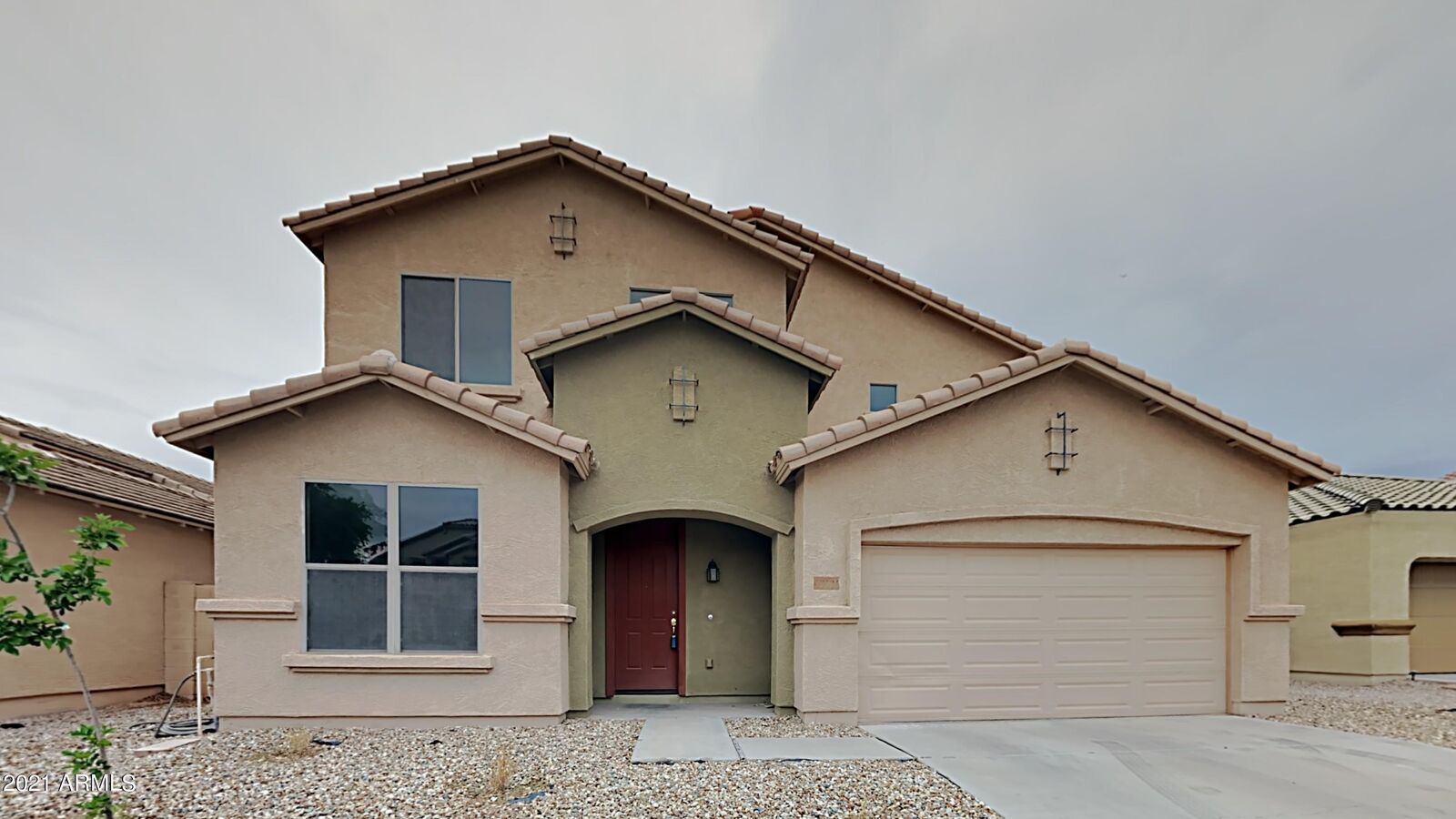 Property Photo:  10124 W Raymond Street  AZ 85353 