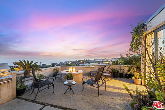Property Photo:  3616   Shoreheights Dr  CA 90265 