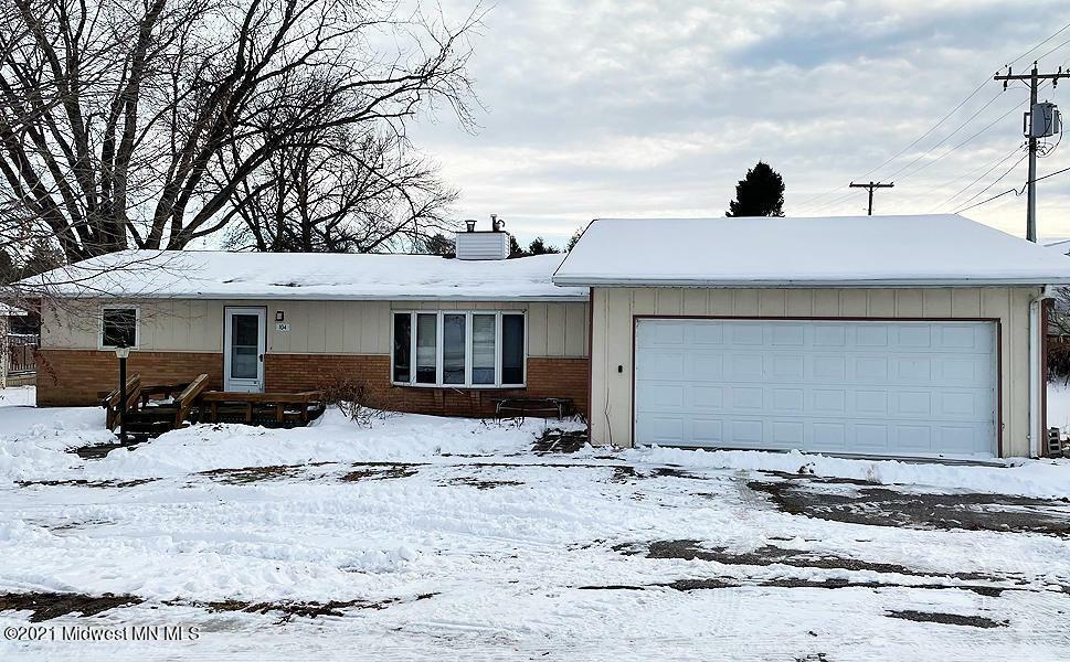 Property Photo:  104 Woodland Avenue E  MN 56586 