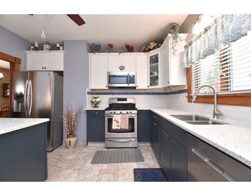 Property Photo: 61 Ventura St MA 01108
