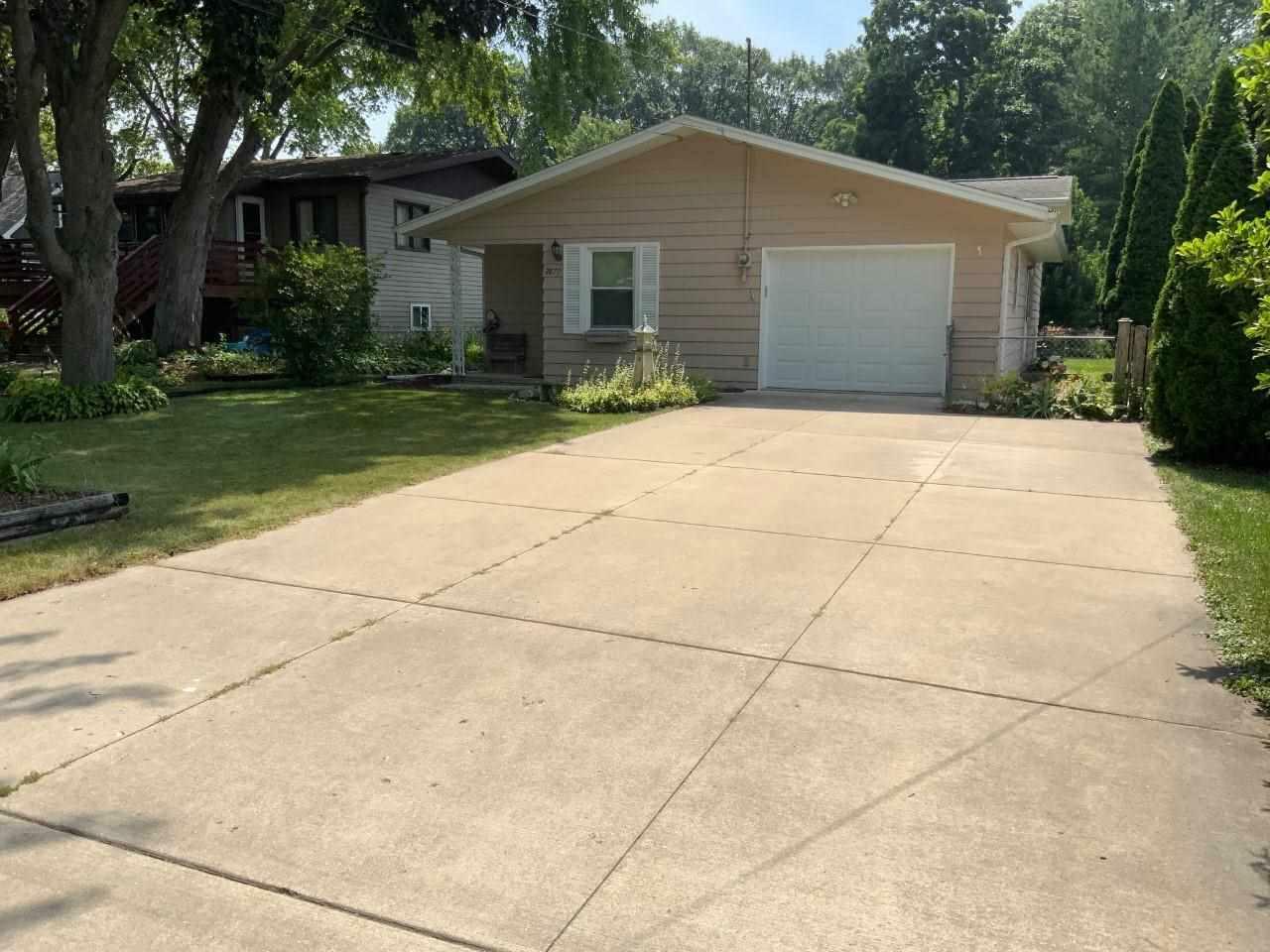 Property Photo:  2877 Lakeside St  WI 53711 