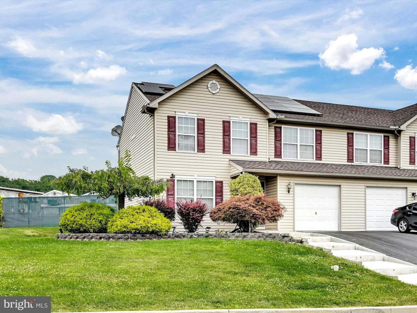 Property Photo: 1001 Daisy Drive PA 19560