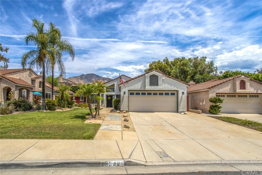 Property Photo: 28986 Elder Creek Lane CA 92346