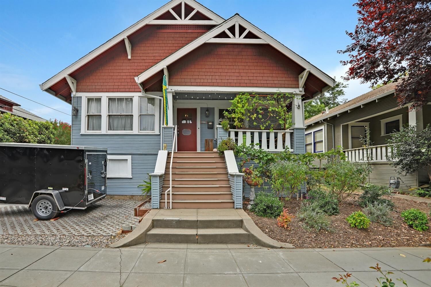 Property Photo: 2017 15th Street CA 95818