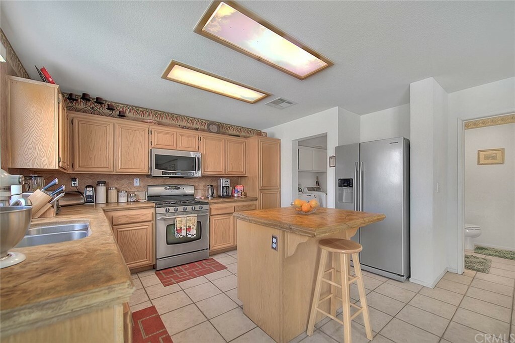 Property Photo:  3657 Jasmine Avenue  CA 93560 